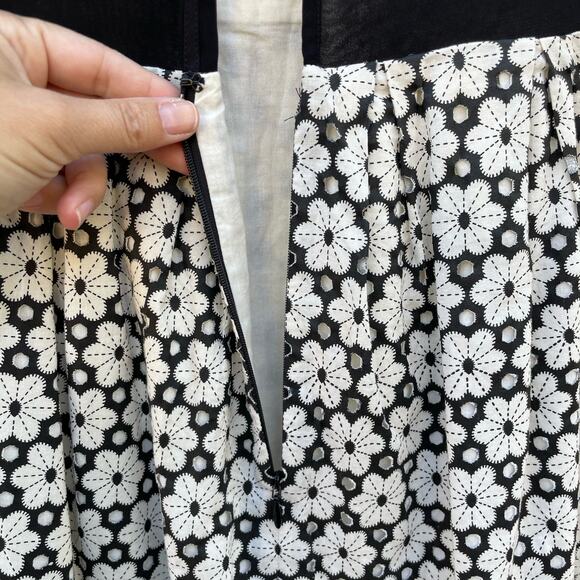 Madewell Black Cream Perforated Floral Dress 2 Open Back - Picture 5 of 9